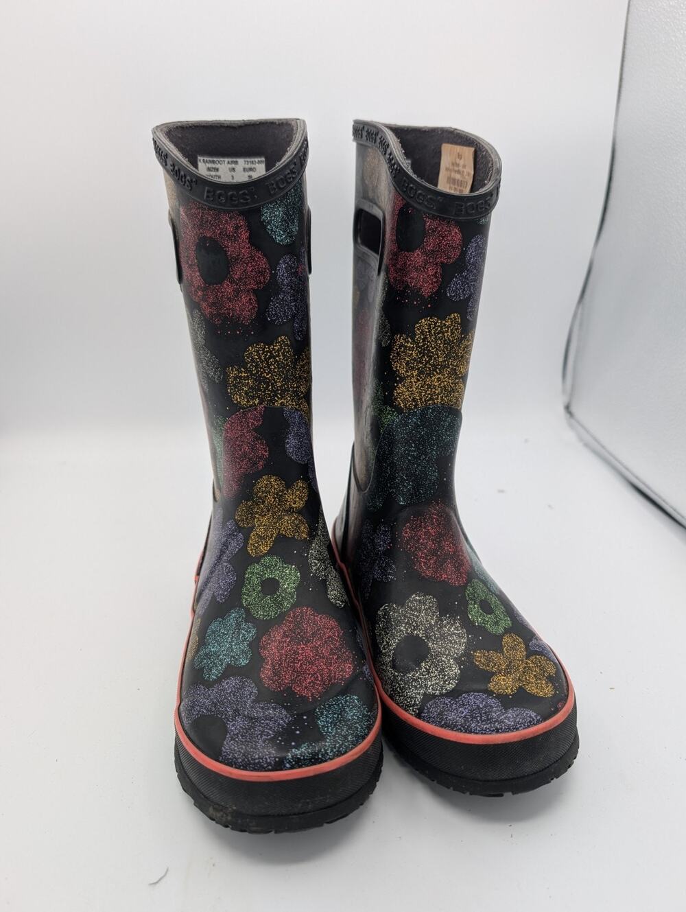 Bogs Rain Boots Youth Size 3 Black Airbrush Flowers Pull On Waterproof 73163